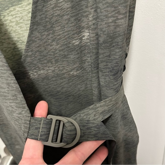 Lululemon LAB Wrap it Up Belted Midi Dress 4 sage green sweat wicking stretch - Picture 7 of 10